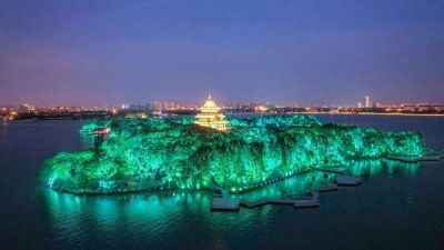 金鸡湖光影水秀体系升级改造项目两岛一阁一桥亮灯